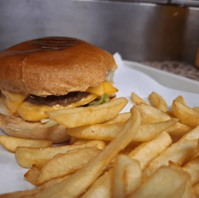 Cheeseburger 🥩