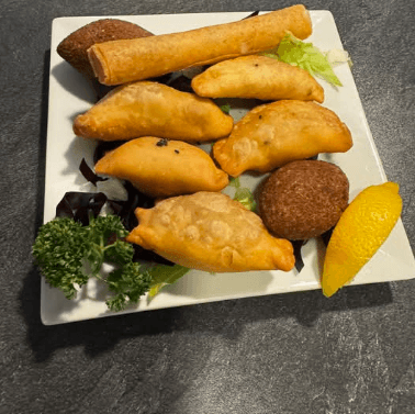 un Samoussa viande hachée (1)